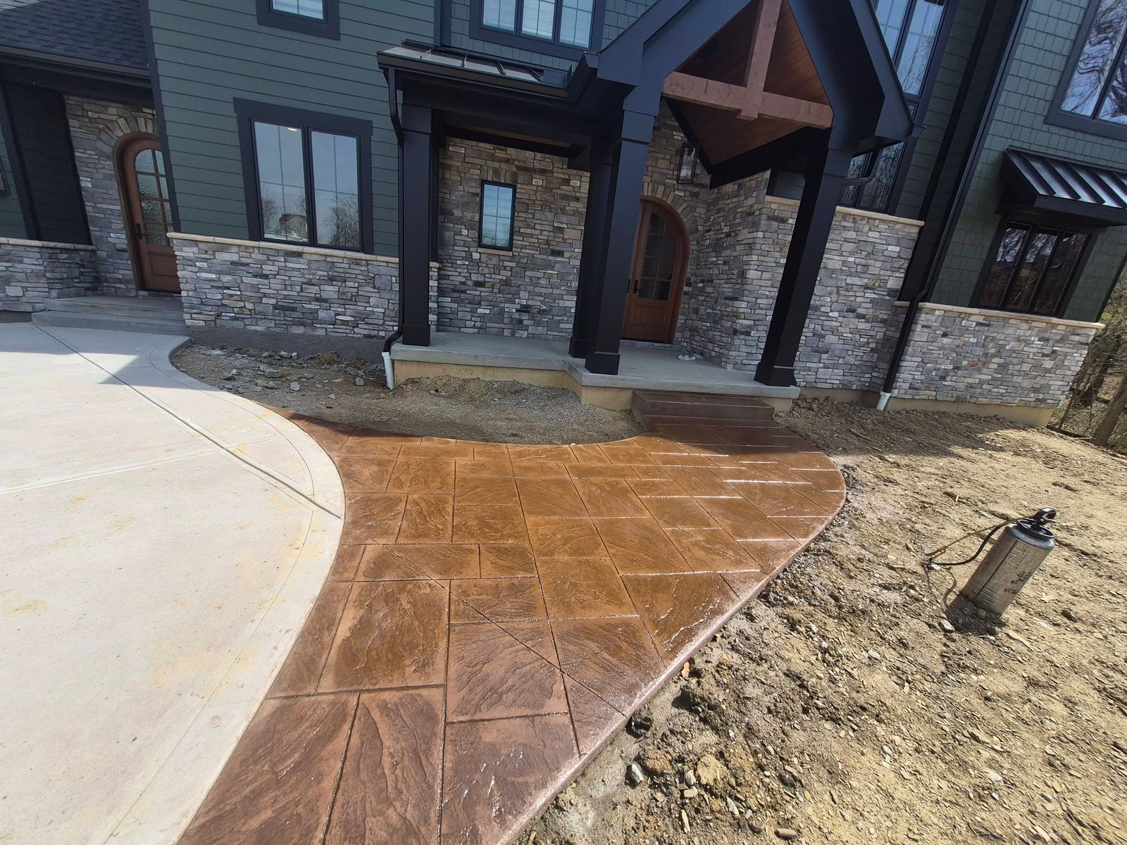 Stamped concrete walkway — Cincinnati, Ohio